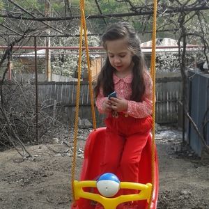 Meet your Posher, Mari